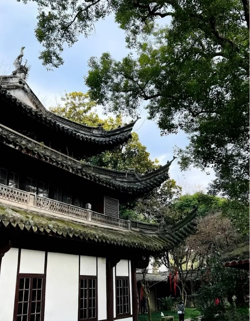 历史名楼的传奇魅力：天心阁、阅江楼、钟鼓楼与天一阁的故事