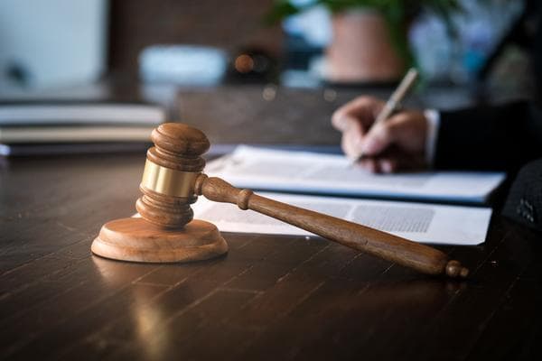 要约和要约邀请：法律实务中的典型案例与解析