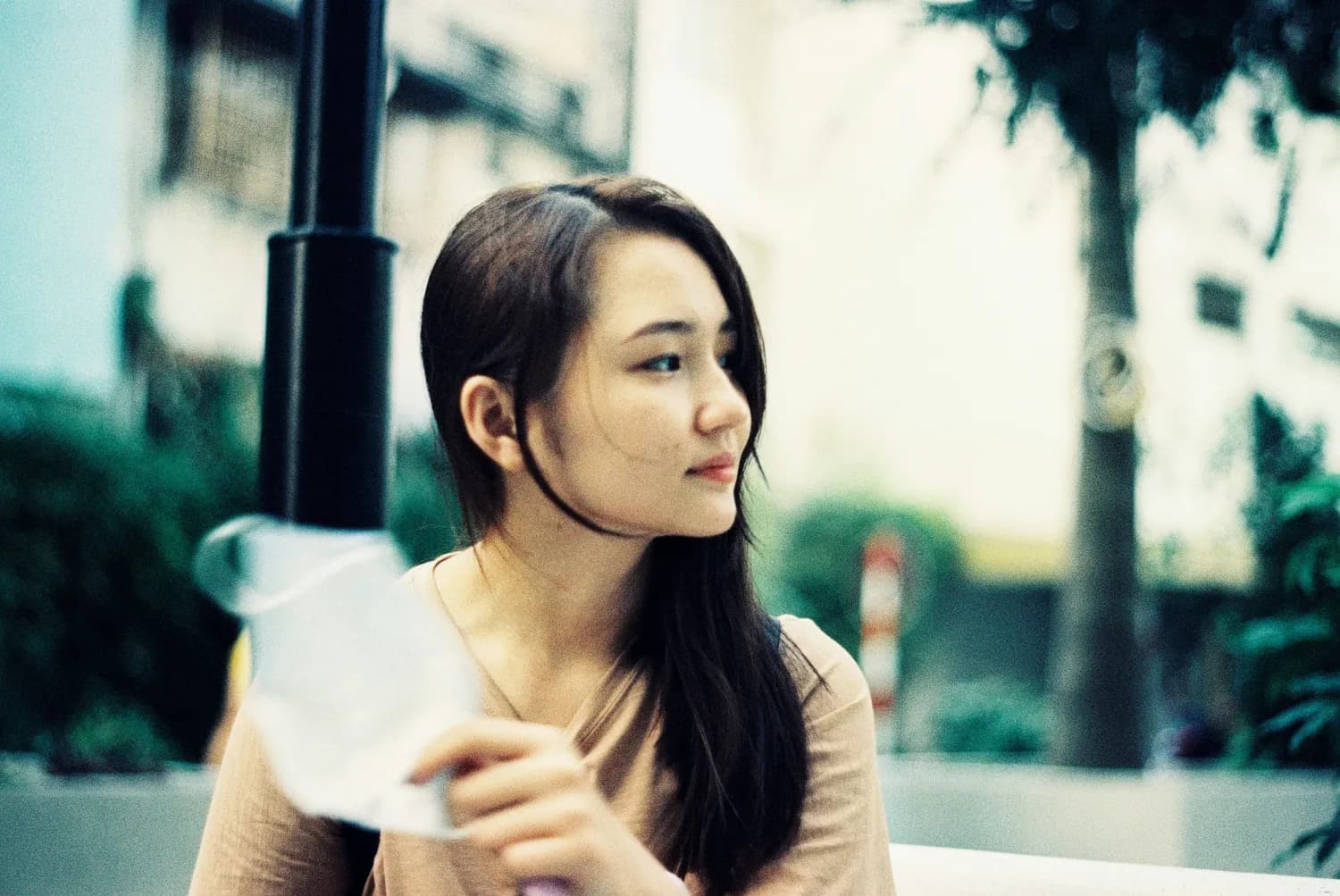 姚笛复出引热议：“周一见”十年后，她还能翻红吗？