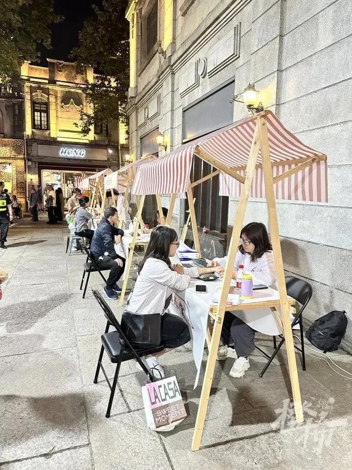 杭州夜市已经进化到这种程度了?东北姑娘连逛三晚大呼“没逛够”