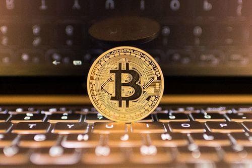 马斯克投资狗狗币：30亿美元背后的市场影响
