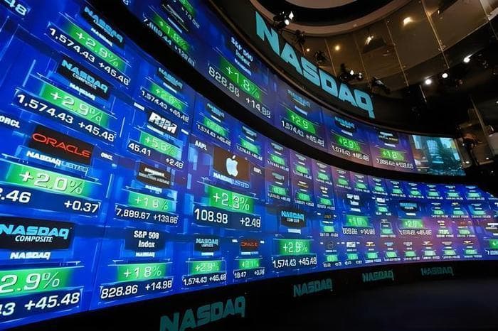 纳斯达克指数：科技股的风向标与全球投资指南