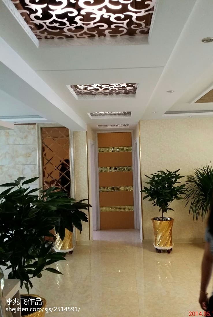 生活小常识：指南针怎么用？