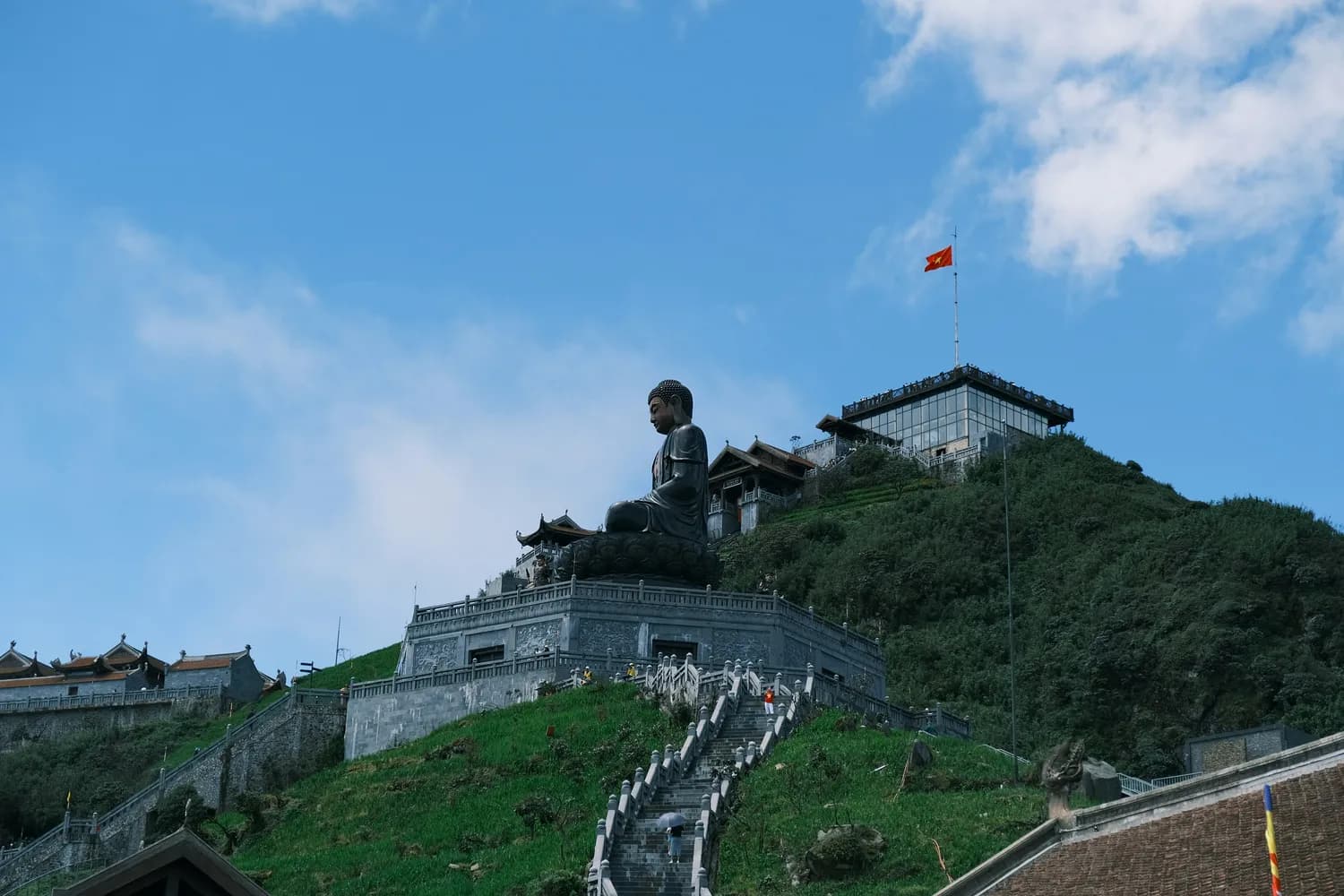 梵净山：佛光普照的仙境之旅