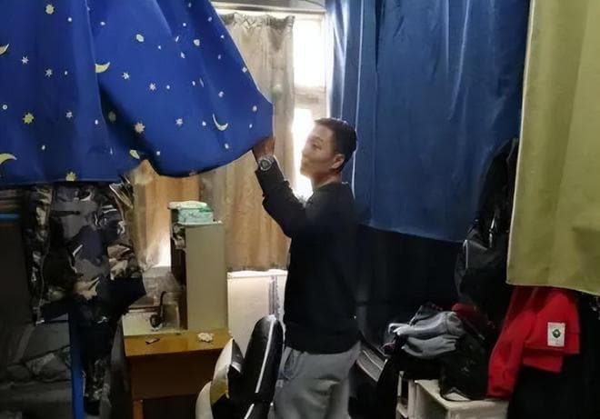 “住校也有隐私！”多所高校禁止学生挂床帘，理由让学生难以接受