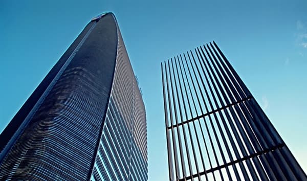 中国22个超大特大城市重排座次：一眼秒懂