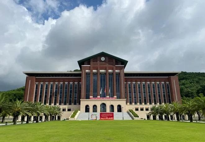 7个学科排名第一，6个专业排名第二！中山大学2024专业排名亮眼