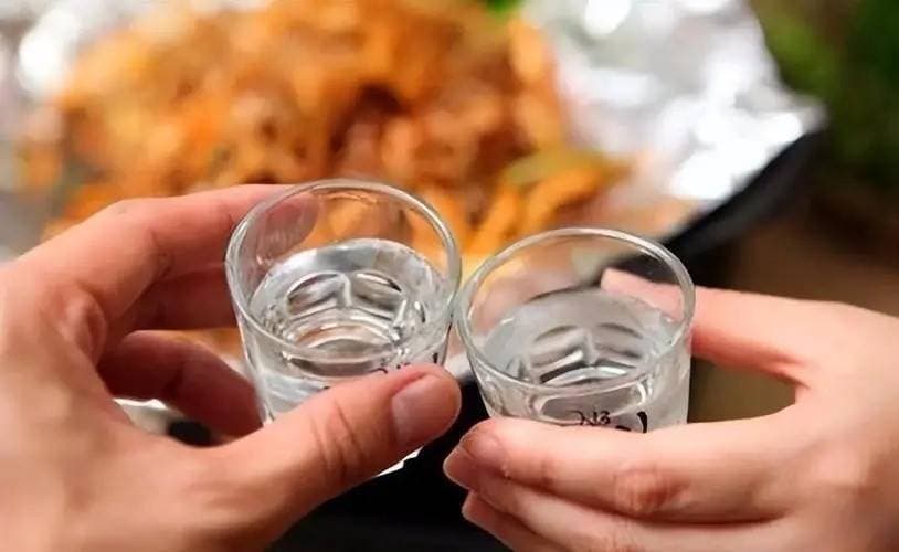 红酒和白酒哪个更醉人？你所不知道的真相！