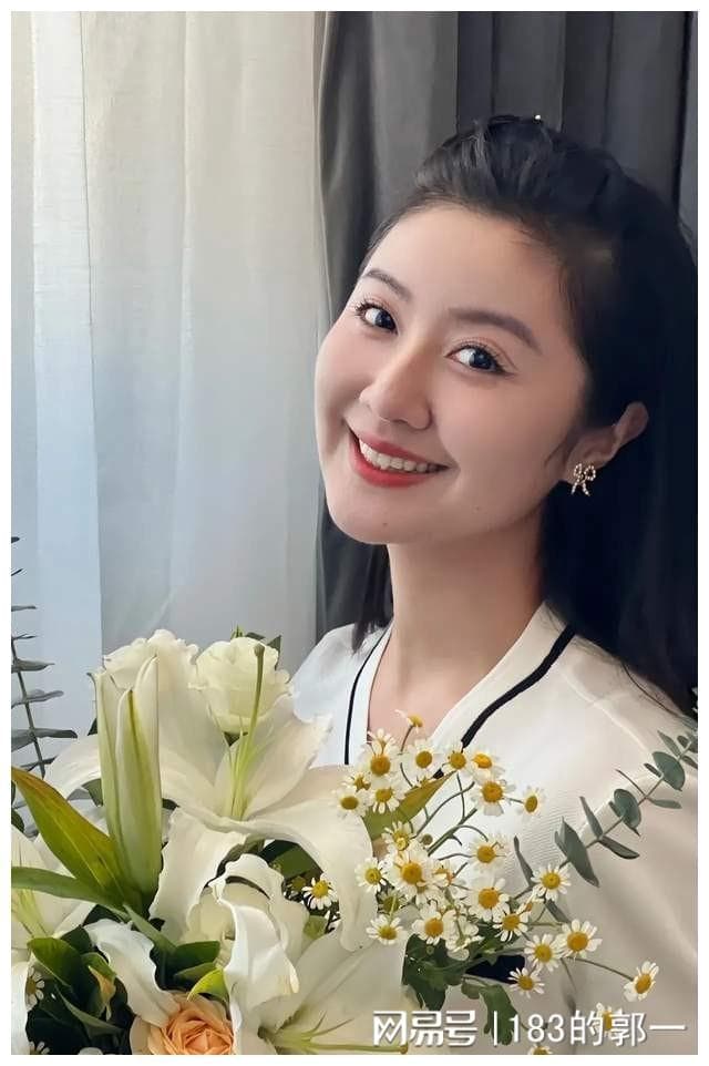 患重病的点读机女孩，曾遭受网暴，放弃娱乐圈，已保送中传研究生