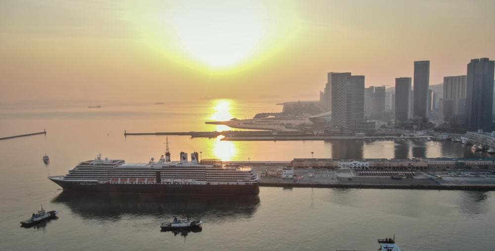 大连：东北百年大港发力“海上黄金产业”