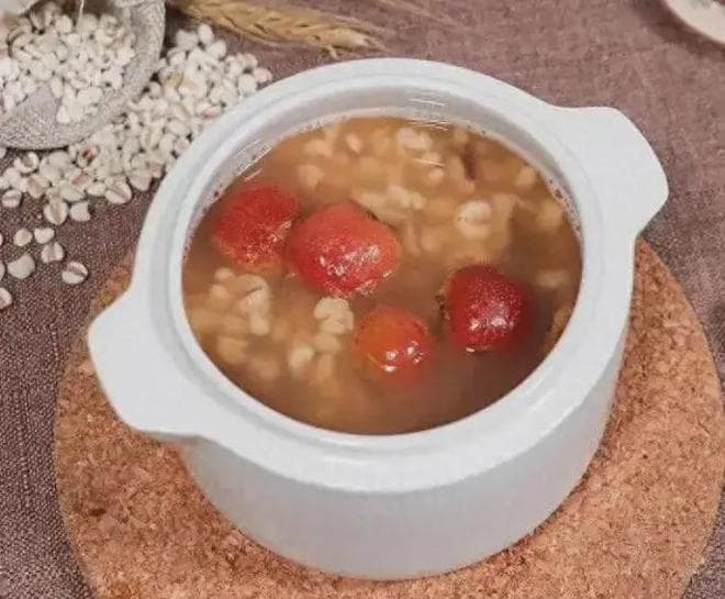 降脂、助眠、补血、养肝：中医养生汤饮DIY指南