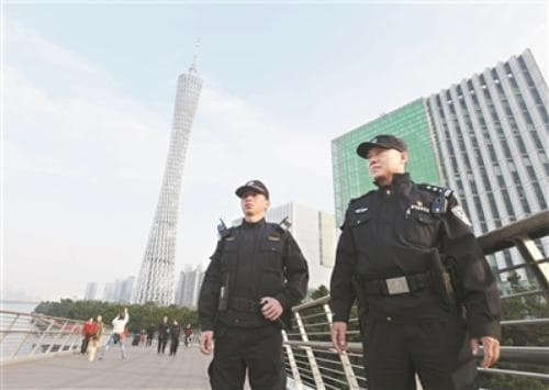 广州塔景区民警7年守护：单晚找回5名迷路儿童