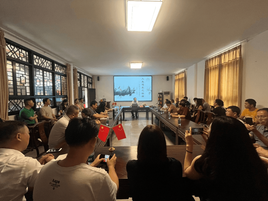 尹雪春：从《管子》一书 探索管仲的人生哲理