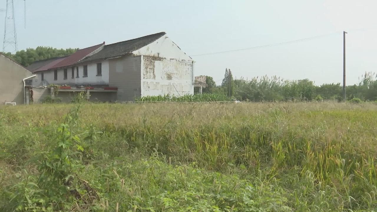 推进村民集中“上楼” 新楼为何迟迟不见？
