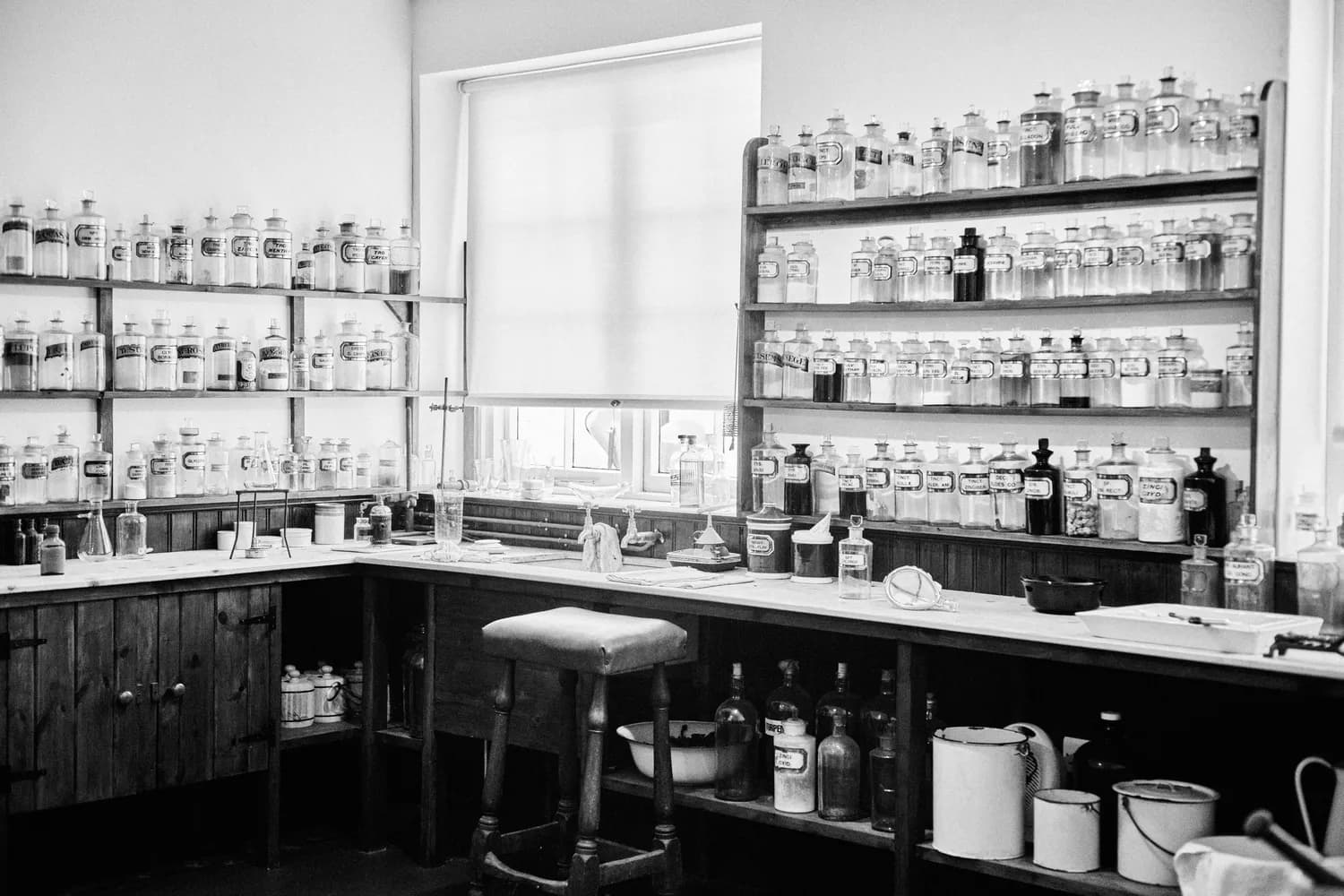 最新酸碱理论突破：揭秘化学新视角