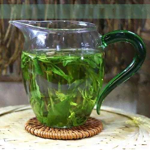 喝红茶用什么茶杯最合适及选择与推荐杯具