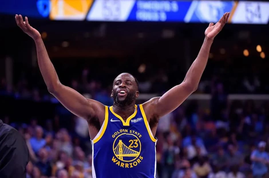 NBA非法掩护犯规：规则解读与战术应用