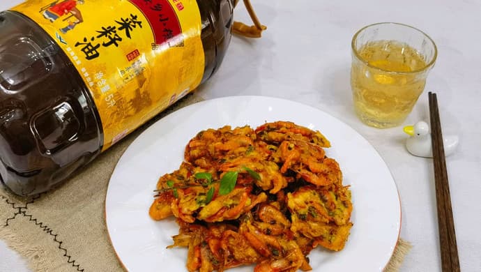 怀旧美食：面拖小河虾的制作方法