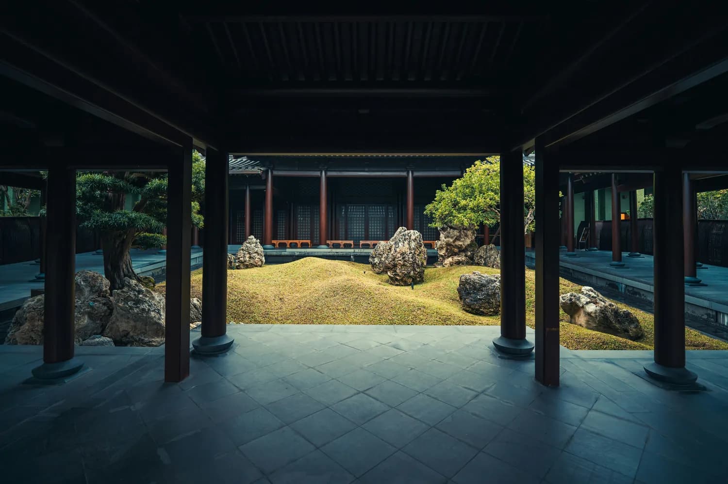 留园的建筑美学：空间、景观与文化的完美融合