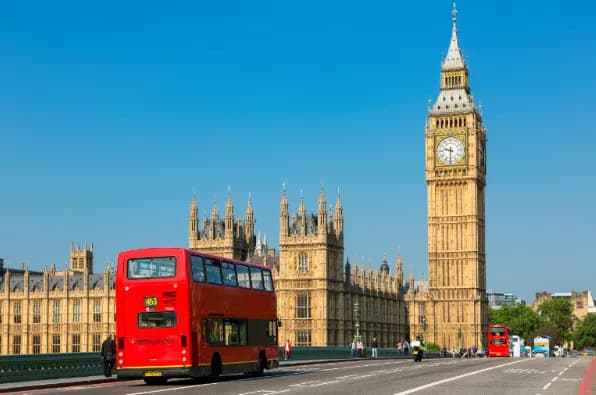 英国桑赫斯特皇家军事学院：培养英国陆军精英的百年军校