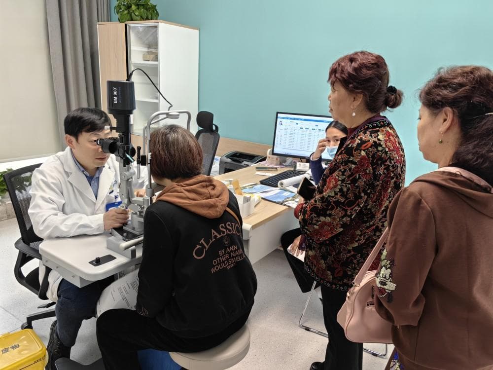 守护视界 远离糖网 重庆普瑞眼科分享糖尿病患者的视力保健指南