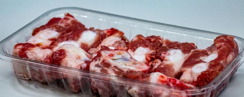 焯排骨用热水还是凉水 排骨去除血水的方法