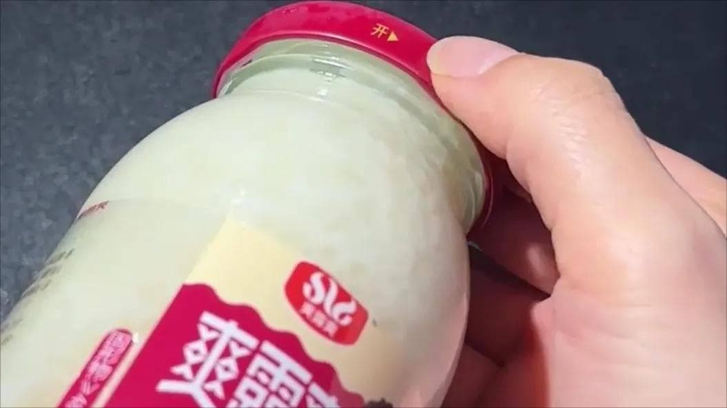 4个实用小妙招，轻松打开紧固瓶盖