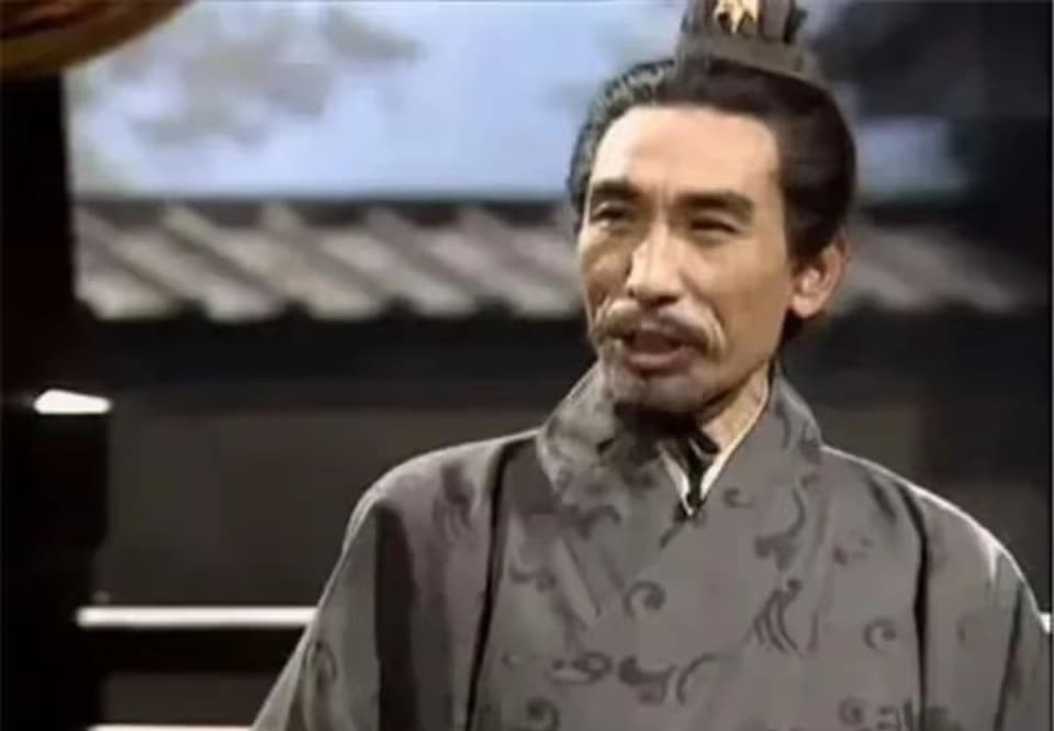 韩馥麾下有1个兵仙+1个顶级谋士，韩信+张良的配置却躲厕所自杀