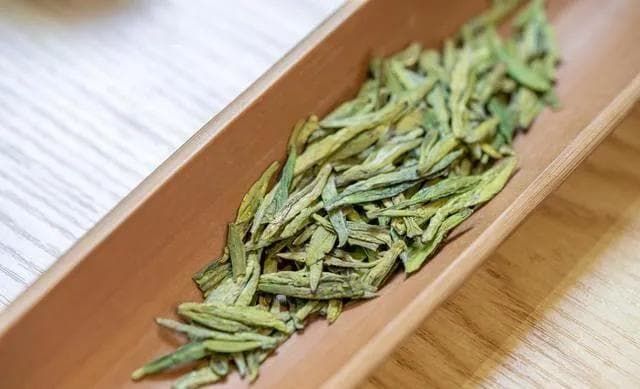 绿茶保质期多久，家里放了三年的绿茶还能喝吗？绿茶存储有何要求