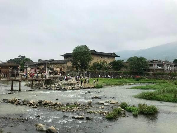福建南靖土楼一日游攻略：云水谣与田螺坑土楼之美