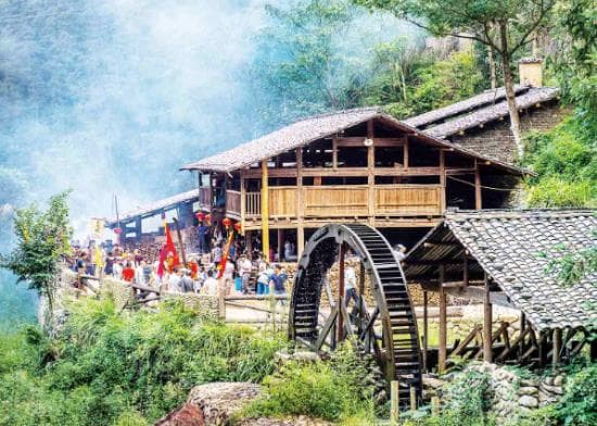 如何让文化成为乡村旅游的核心吸引力？
