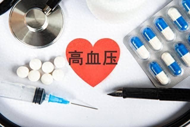 血压忽高忽低，到底吃还是不吃降压药？医生教您这样做