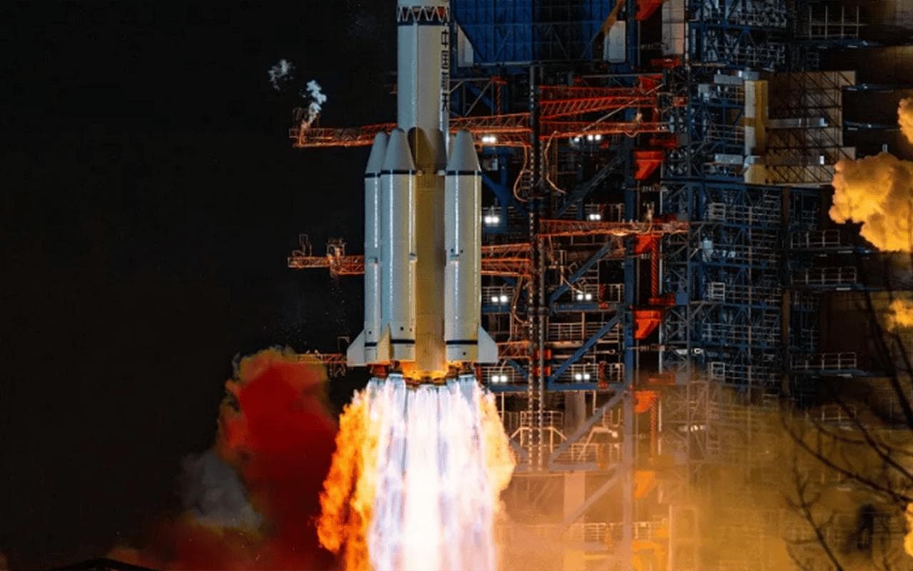 中国成功验证卫星燃料补加技术，为太空探索开辟新路径