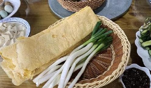 揭秘山东人的餐桌：这些家常菜让你大饱口福！