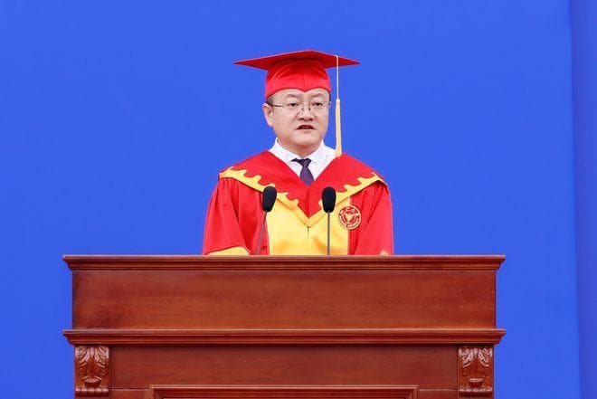 浙大校长论文署名中科大，实事求是才是科研真精神