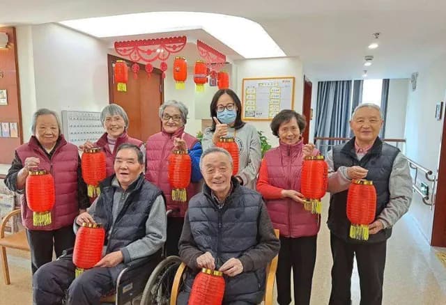 老年人迎来好消息，我国发布新规，60岁以上享有3项“特权”