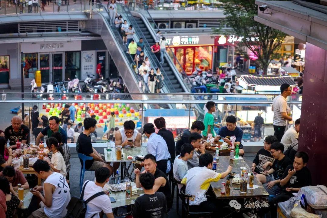 南京夜摆，吔蛮摆滴
