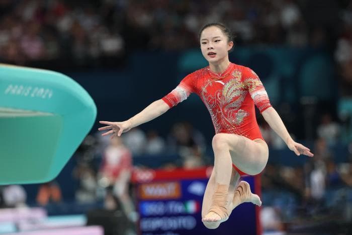 美国体操女团强势夺冠，中国队新人阵容获第六