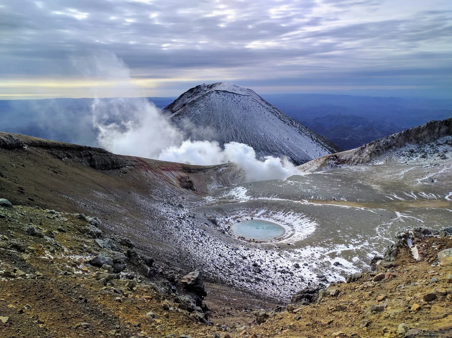 腾冲火山热海景区探秘：冬日旅游打卡圣地