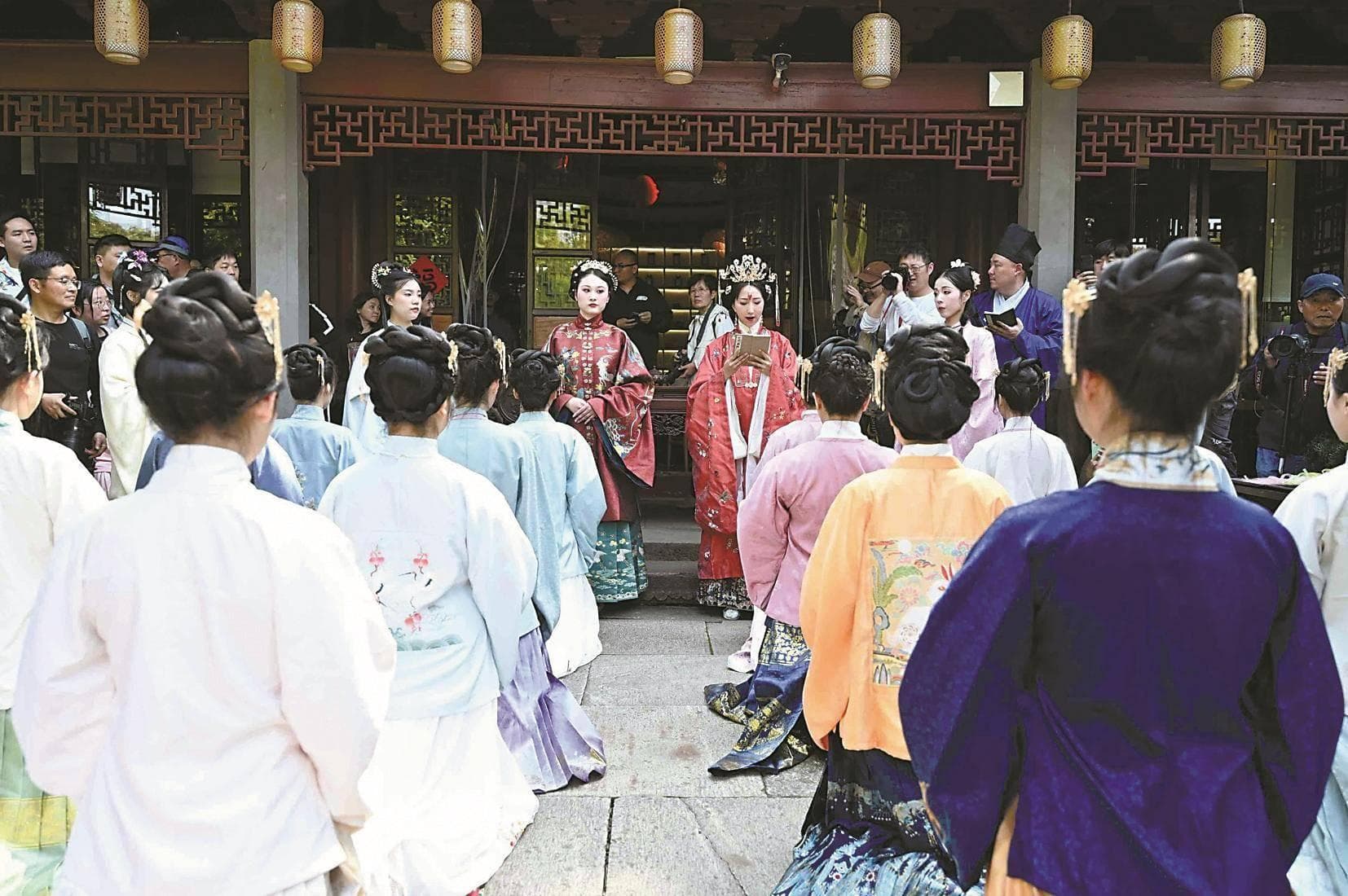 天一阁:女子成人“笄(jī)礼”