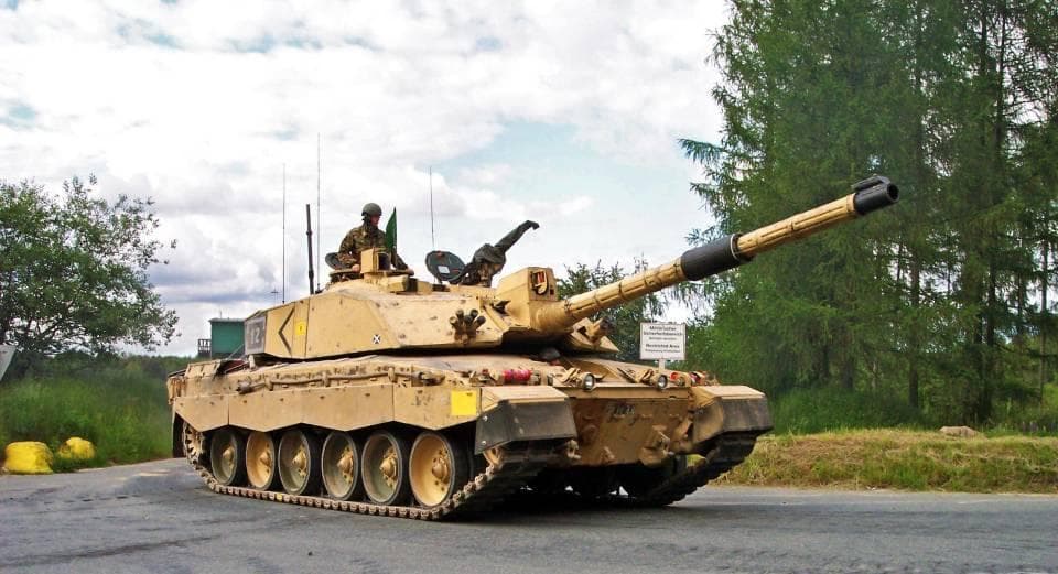 全球最强坦克盘点：M1A2、T-14、豹2A7、99A谁与争锋？