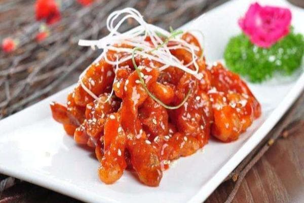 糖醋里脊制作教程：外酥里嫩、酸甜适中的经典美味