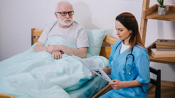 高龄老人血压管理全攻略：从目标设定到紧急处理