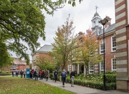 南安普顿大学2025年秋季入学申请要求详解