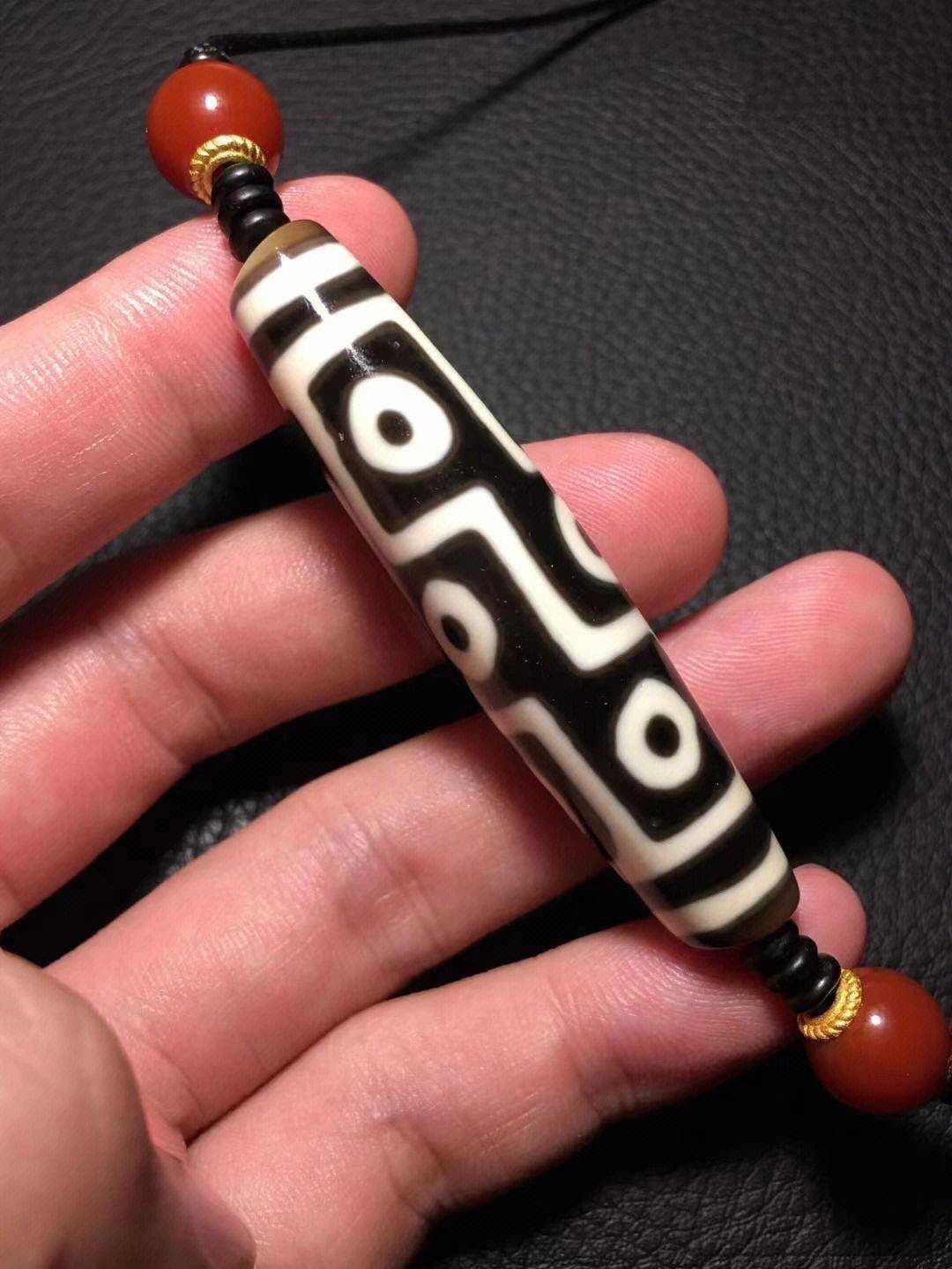 天珠的寓意：不同眼数的天珠究竟有何象征？