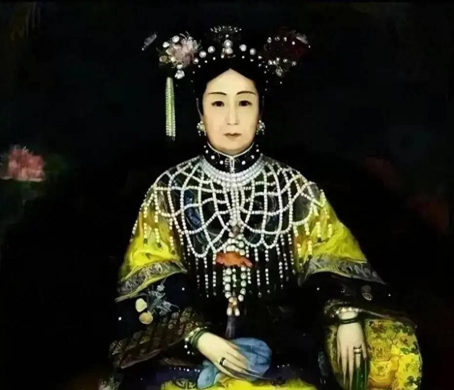从奢华到狼狈：慈禧太后逃亡路上的生活细节