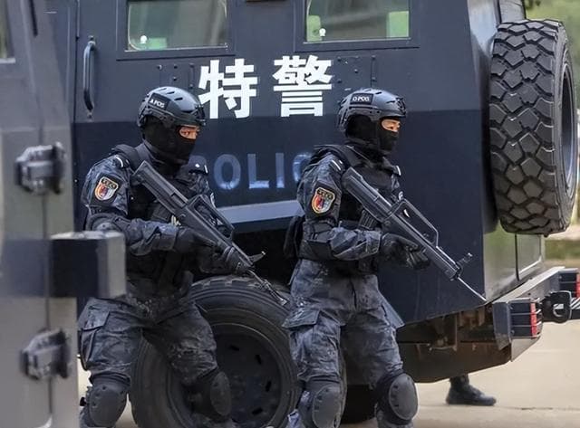特警和武警，有何区别？特警干不了的武警敢干