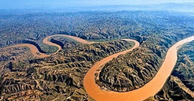 黄河“悬河”之谜：河床高出地面10米，为何不清理河底泥沙？