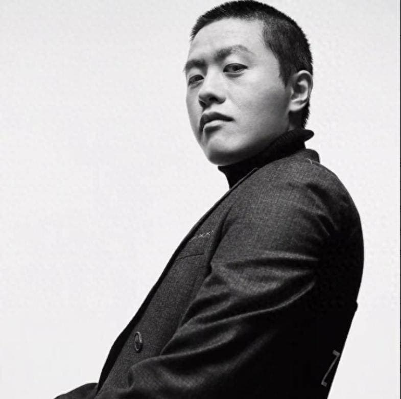 《哪吒2》与导演饺子的孤立命运：突破与挑战的双面奏鸣曲