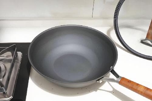 什么样的铁锅才是真正的好铁锅